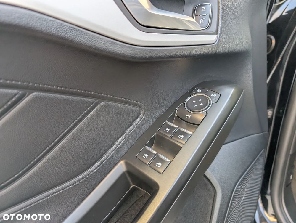 Ford Focus 1.5 EcoBlue Connected - 12