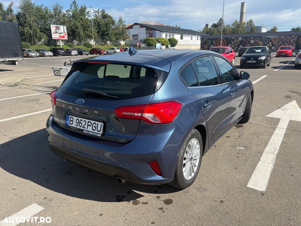 Ford Focus - 4