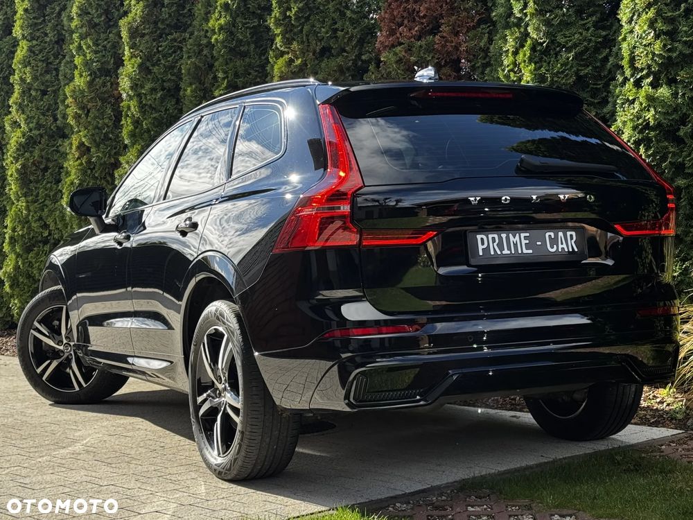 Volvo XC 60 B4 D Plus Dark - 2