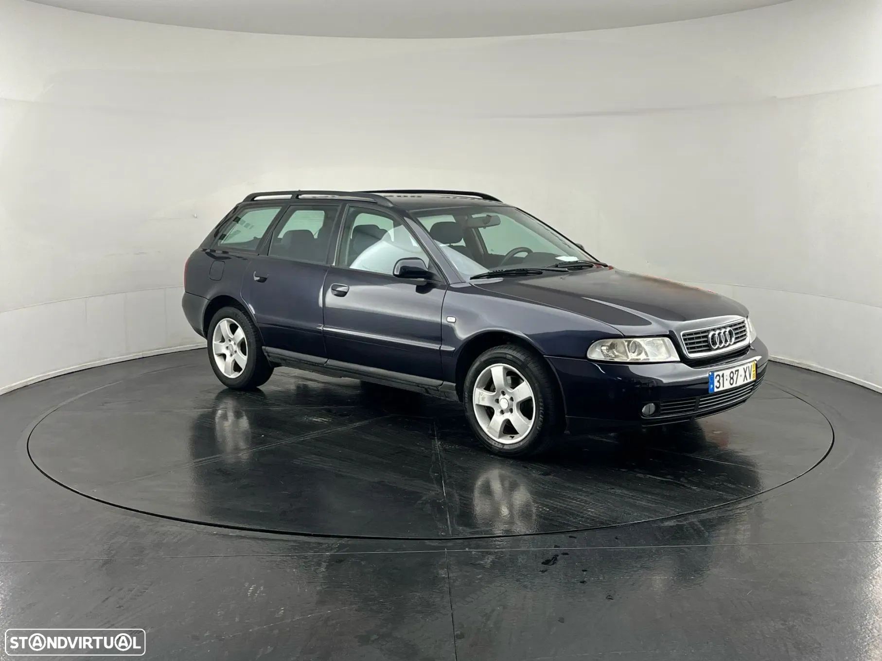 Audi A4 Avant 1.9 TDI Attraction - 1
