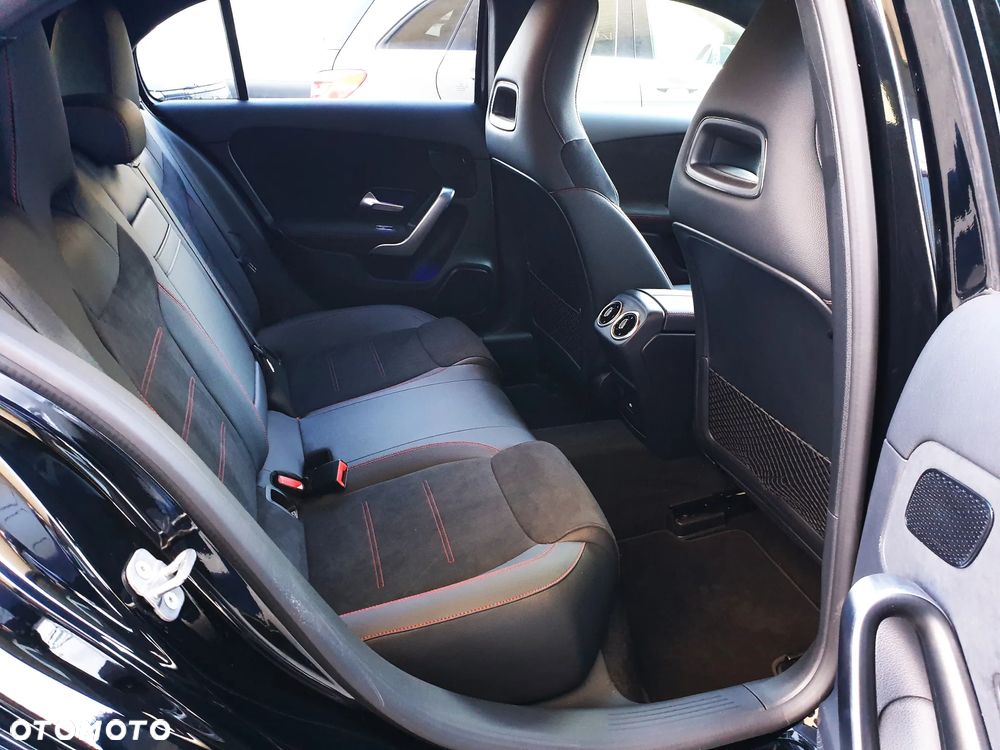 Mercedes-Benz Klasa A 200 AMG Line 7G-DCT - 18