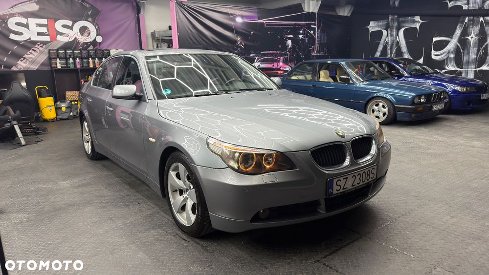 BMW Seria 5 525i - 14