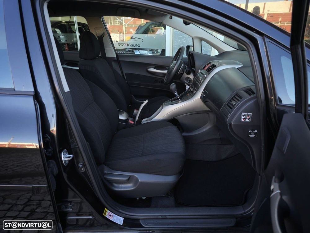 Toyota Auris 1.4 D-4D MMT Sol - 22