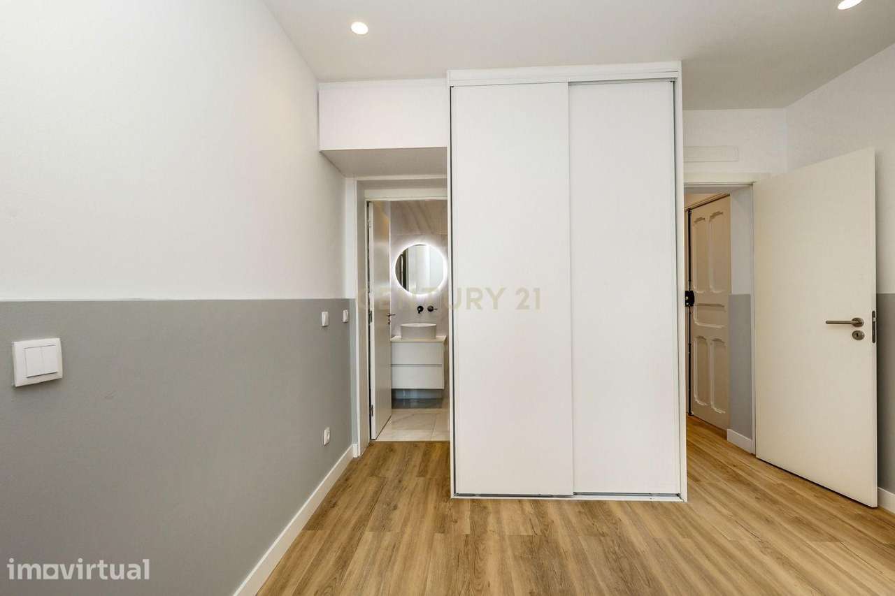 Apartamento Renovado T2 em Campolide, Lisboa - Grande imagem: 3/24