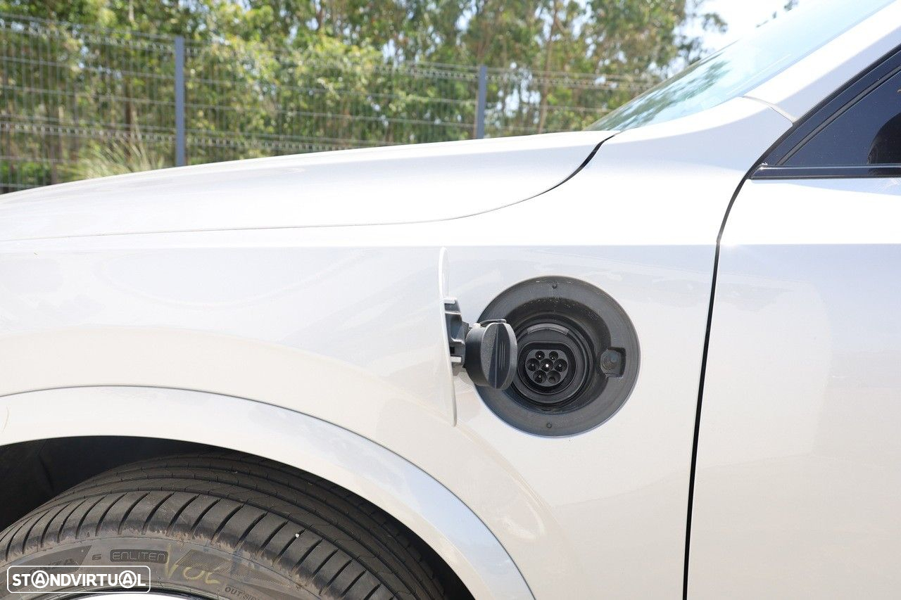 Volvo XC 90 2.0 T8 PHEV Ultimate Dark AWD - 2