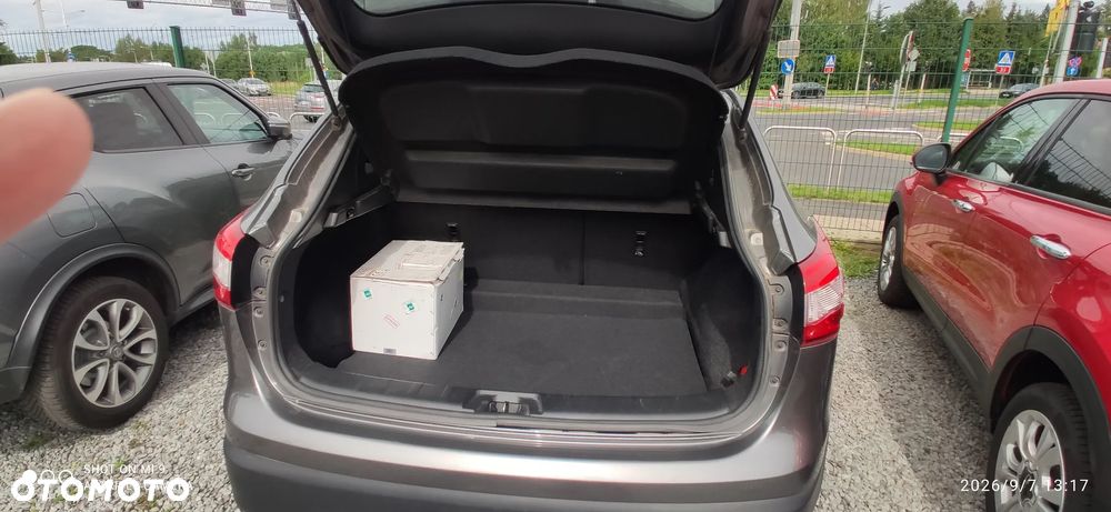 Nissan Qashqai 1.2 DIG-T Acenta EU6 - 7