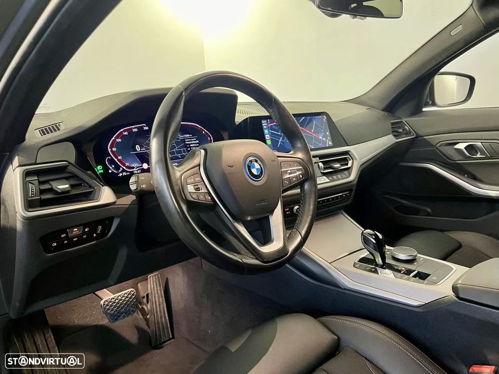 BMW 320 e Corporate Edition Auto - 12