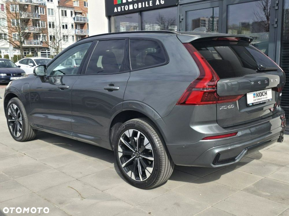 Volvo XC 60 T8 AWD Ultra Dark - 2