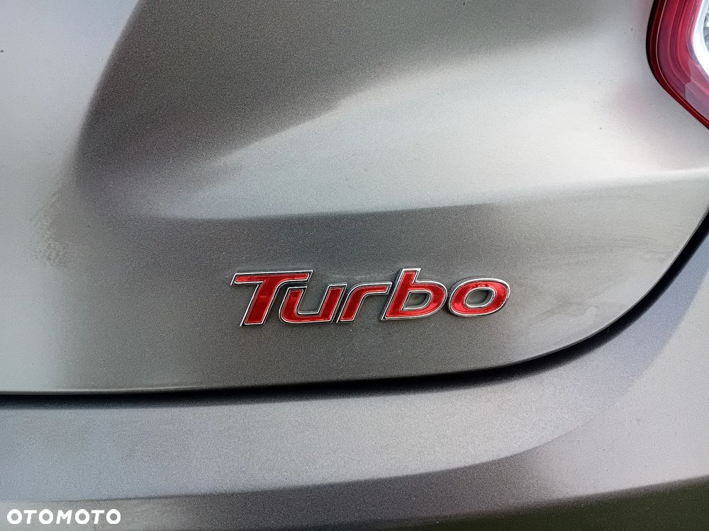 Hyundai Veloster 1.6 Turbo Matt Finish - 36