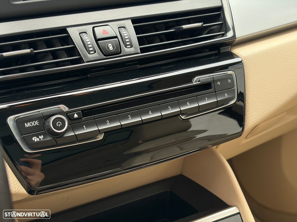 BMW 225xe Active Tourer iPerformance Luxury Line - 32