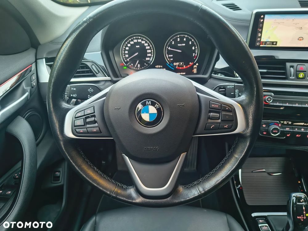 BMW X1 sDrive18i xLine - 14