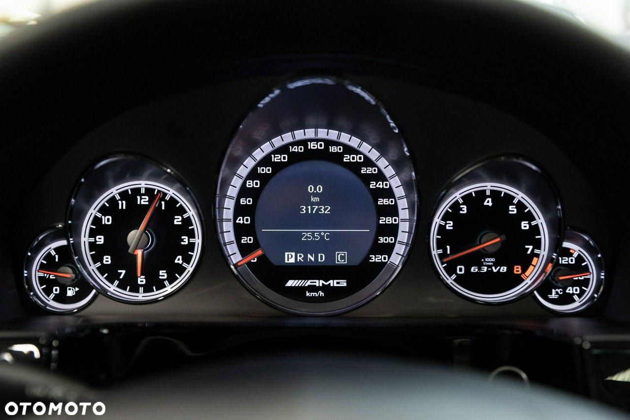 Mercedes-Benz Klasa E 63 AMG AMG Speedshift 7G-MCT - 41
