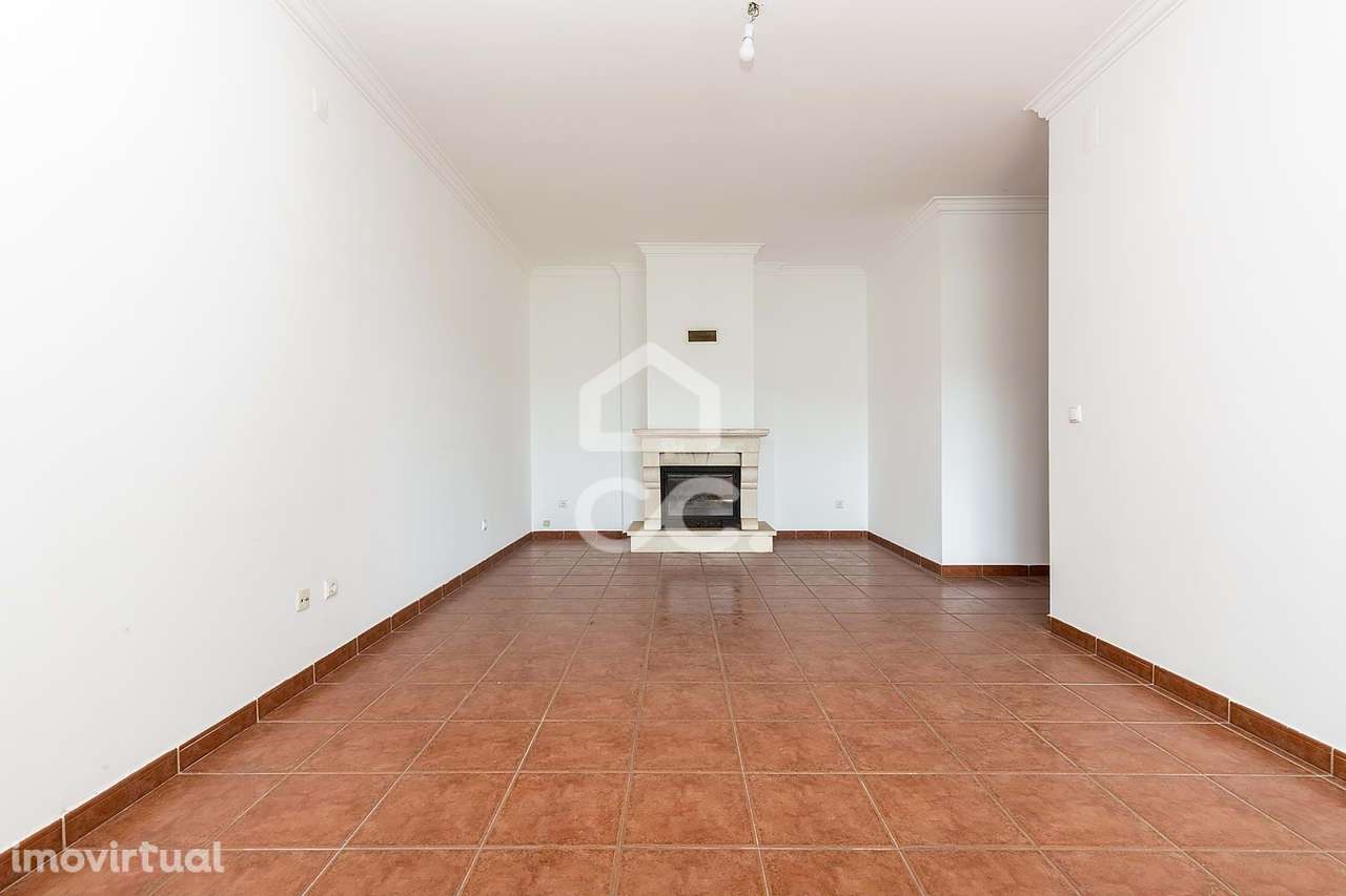 Apartamento T2 c/ Varanda e Arrecadação | Moinhos de Santa Maria, Bej - Grande imagem: 2/23