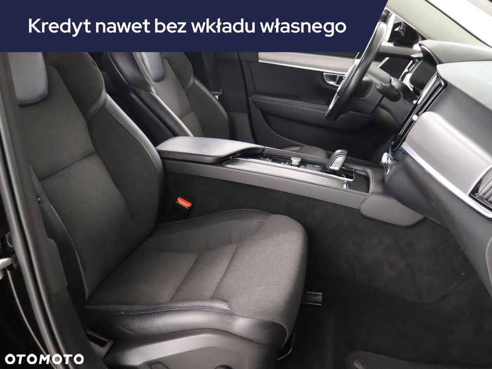 Volvo V90 Cross Country - 11