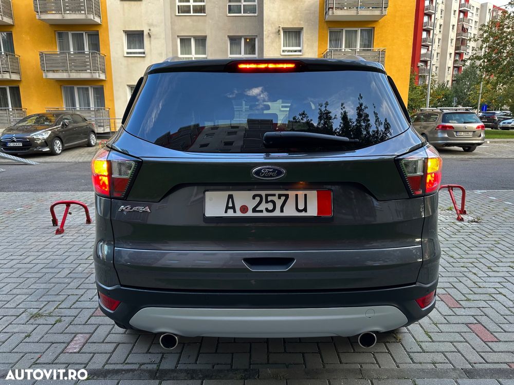 Ford Kuga 2.0 TDCi 4x4 Aut. Business Edition - 11
