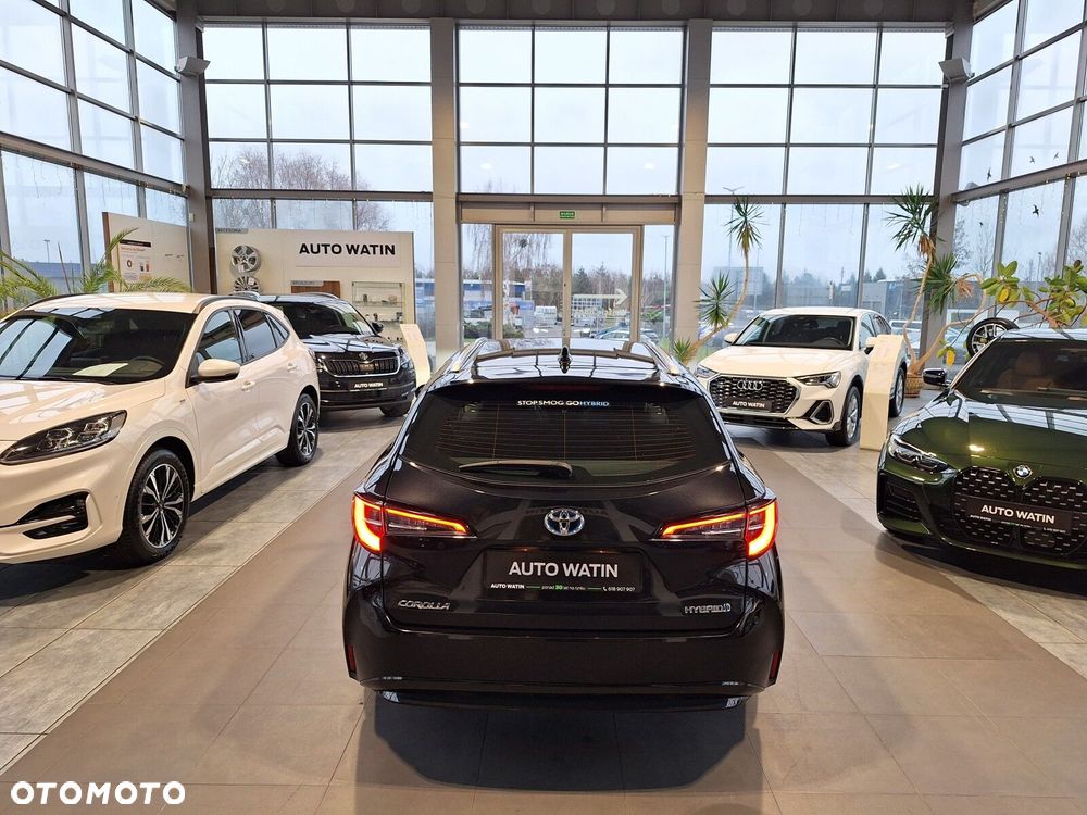 Toyota Corolla 1.8 Hybrid Comfort - 16