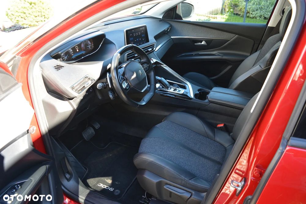 Peugeot 3008 1.5 BlueHDi Allure S&S EAT8 - 10