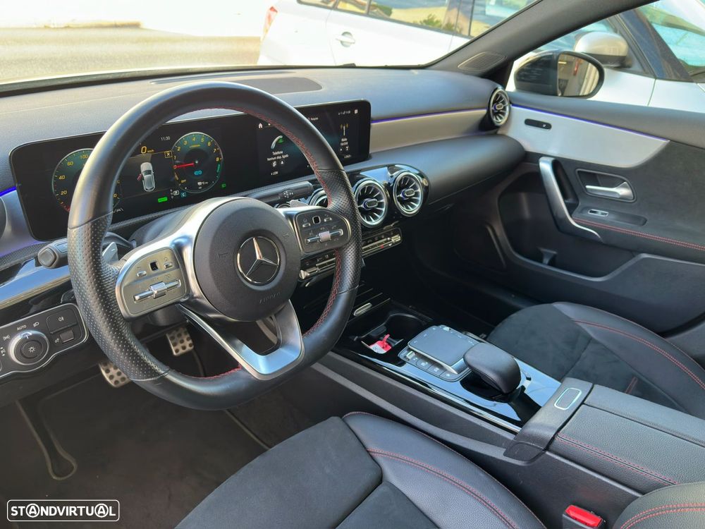 Mercedes-Benz A 250 e AMG Line - 9