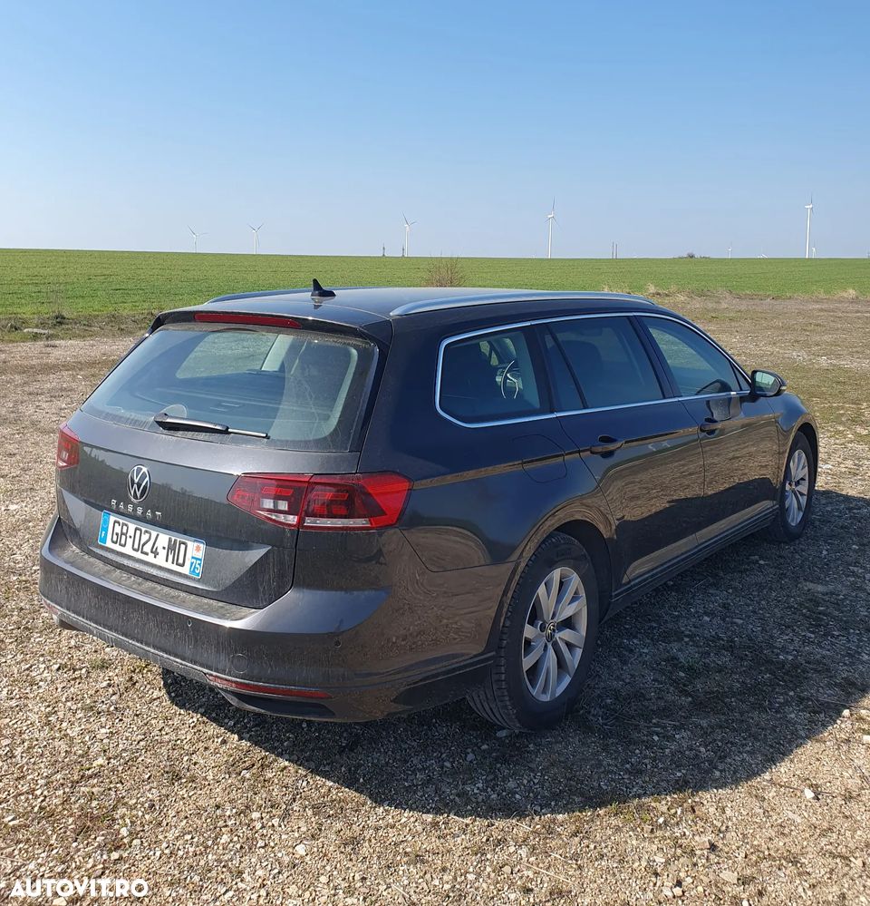 Volkswagen Passat 2.0 TDI SCR DSG Business - 2