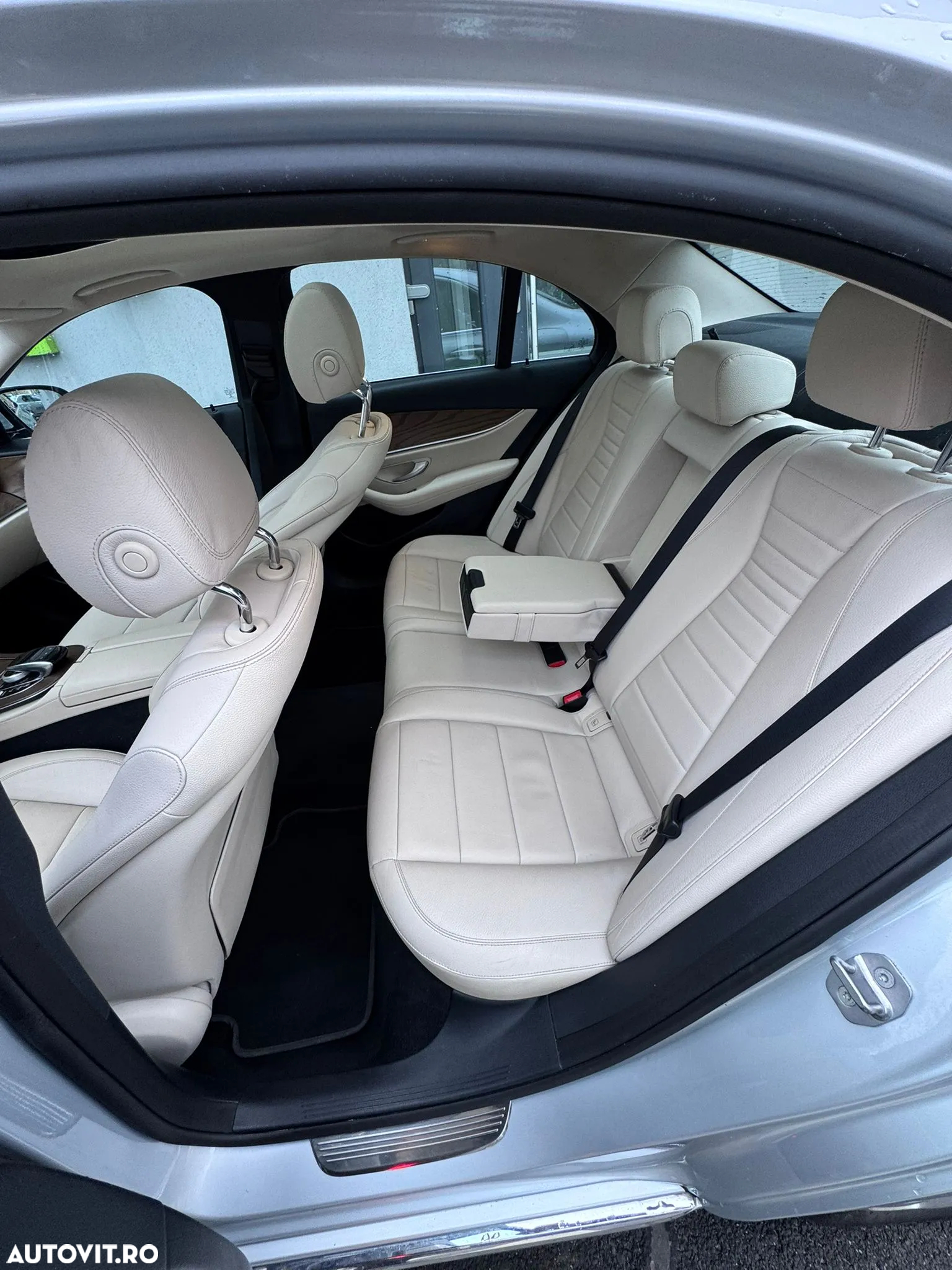 Mercedes-Benz E 200 d 9G-TRONIC - 23
