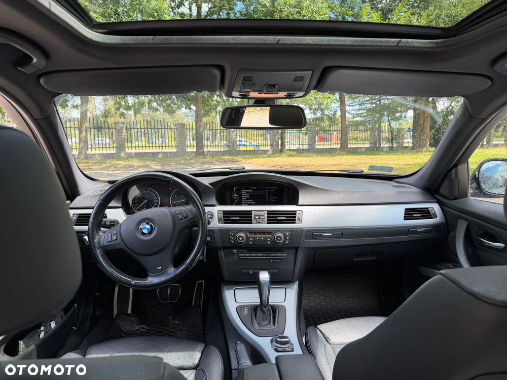 BMW Seria 3 320i - 9
