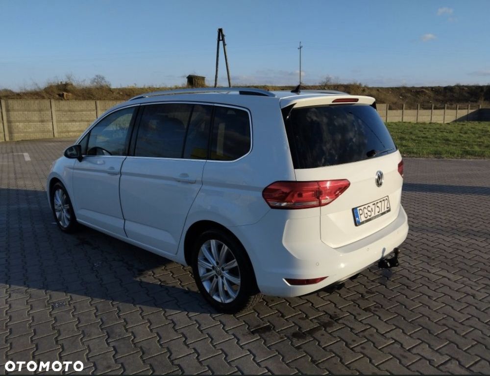 Volkswagen Touran 2.0 TDI BMT Comfortline DSG - 3