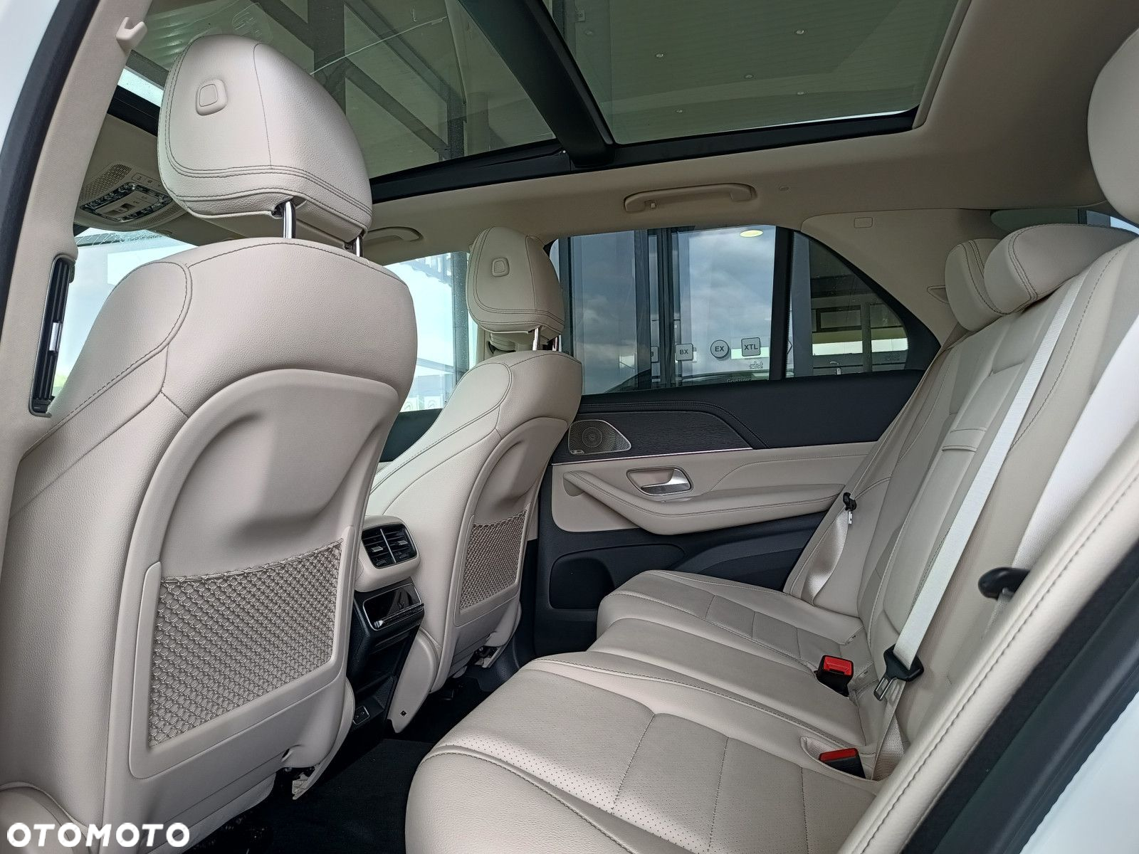 Mercedes-Benz GLE - 34