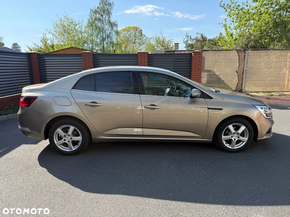 Renault Megane 1.6 SCe Zen - 9