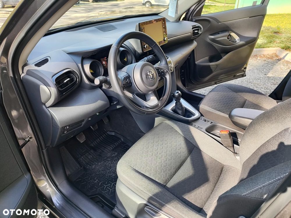 Toyota Yaris 1.5 Comfort - 11
