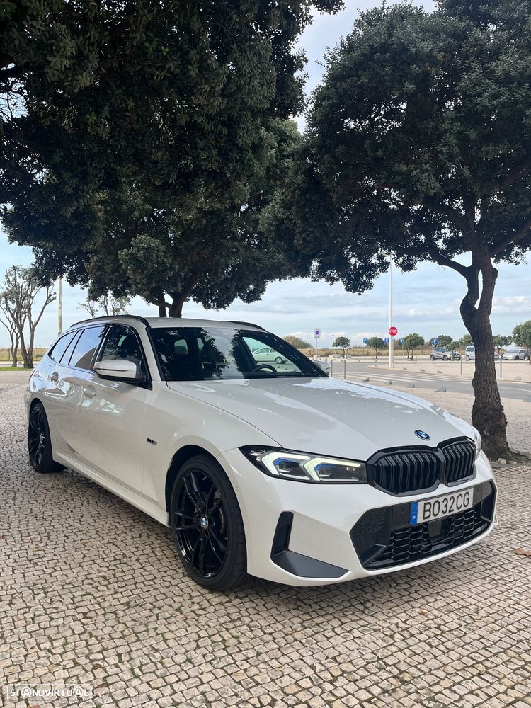 BMW 330 e Aut. M Sport - 2