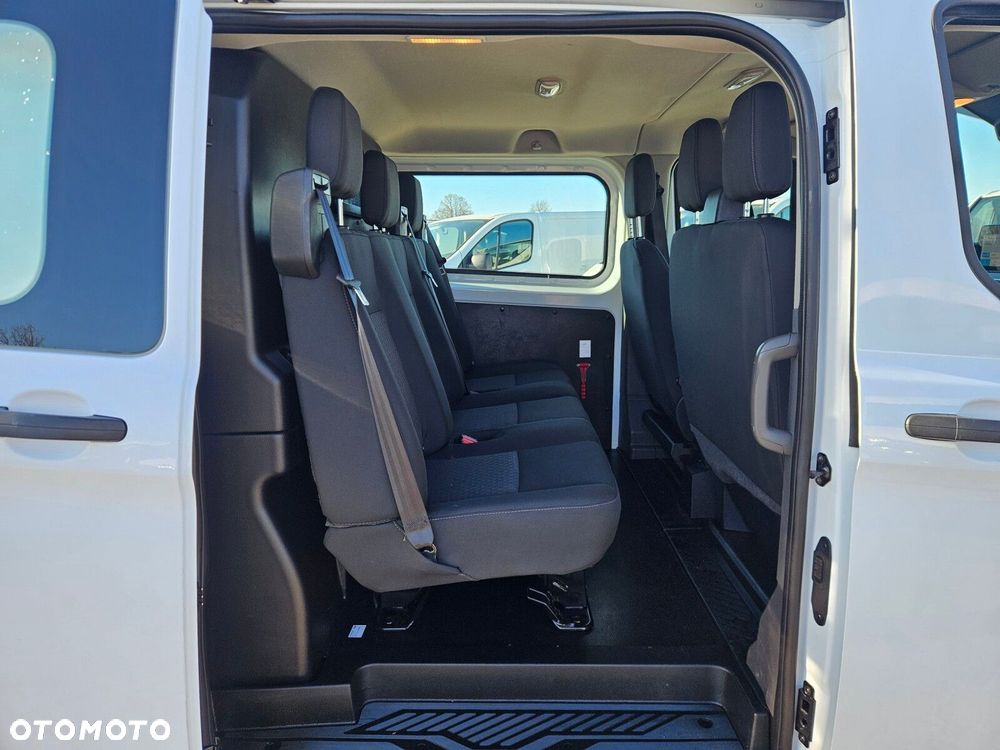Ford transit-custom L2H1 *99999zł NETTO* Brygadówka 6 osób 2.0TdCi/131KM - 28
