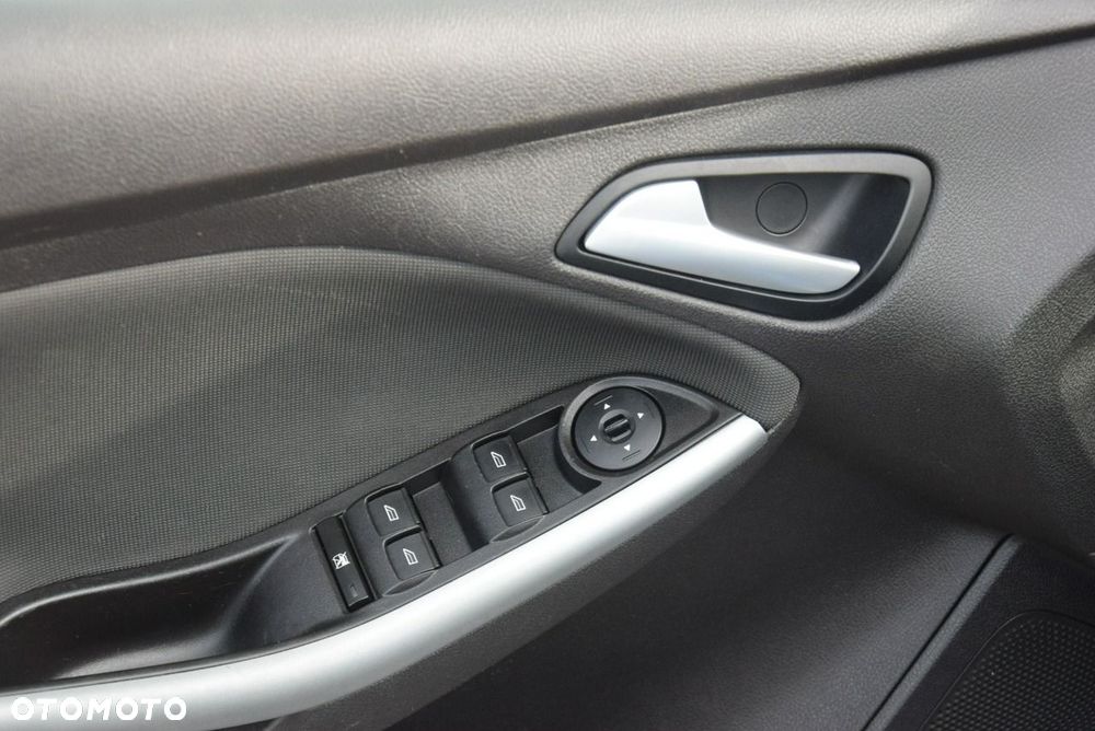Ford Focus - 21