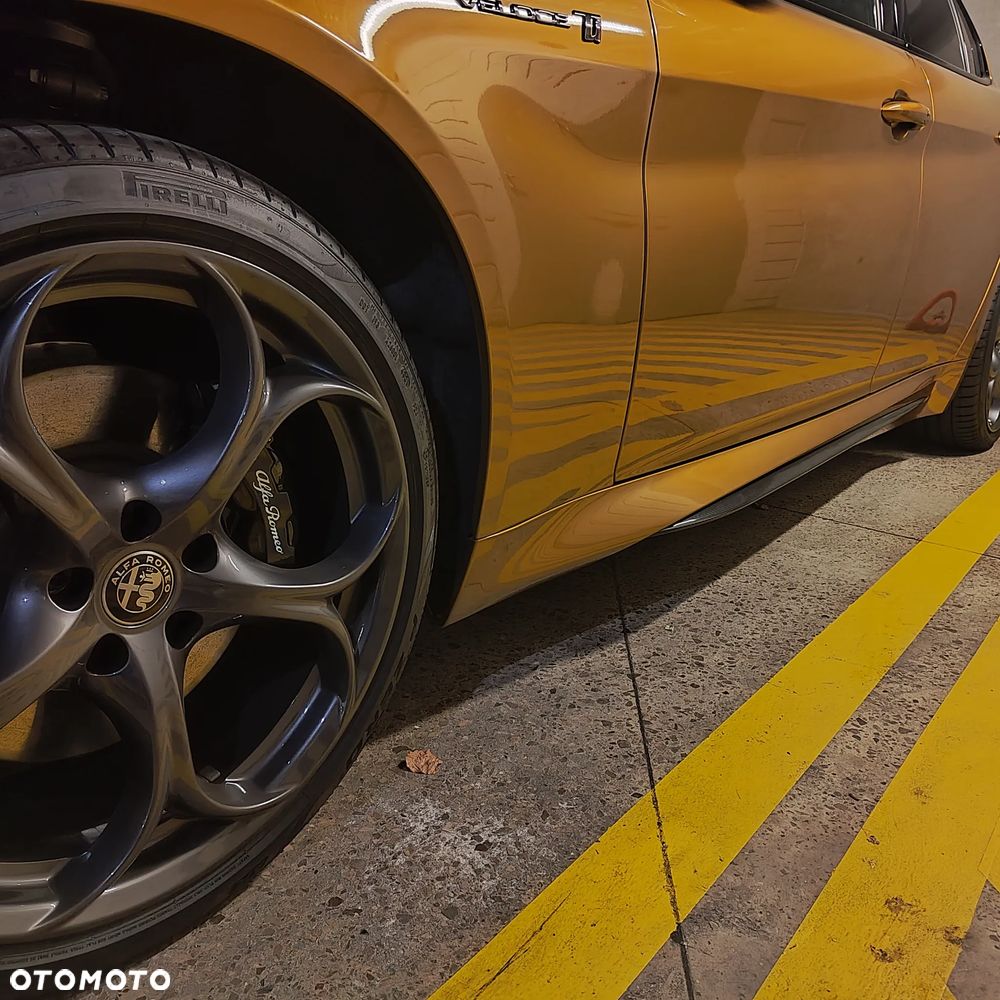Alfa Romeo Giulia - 15