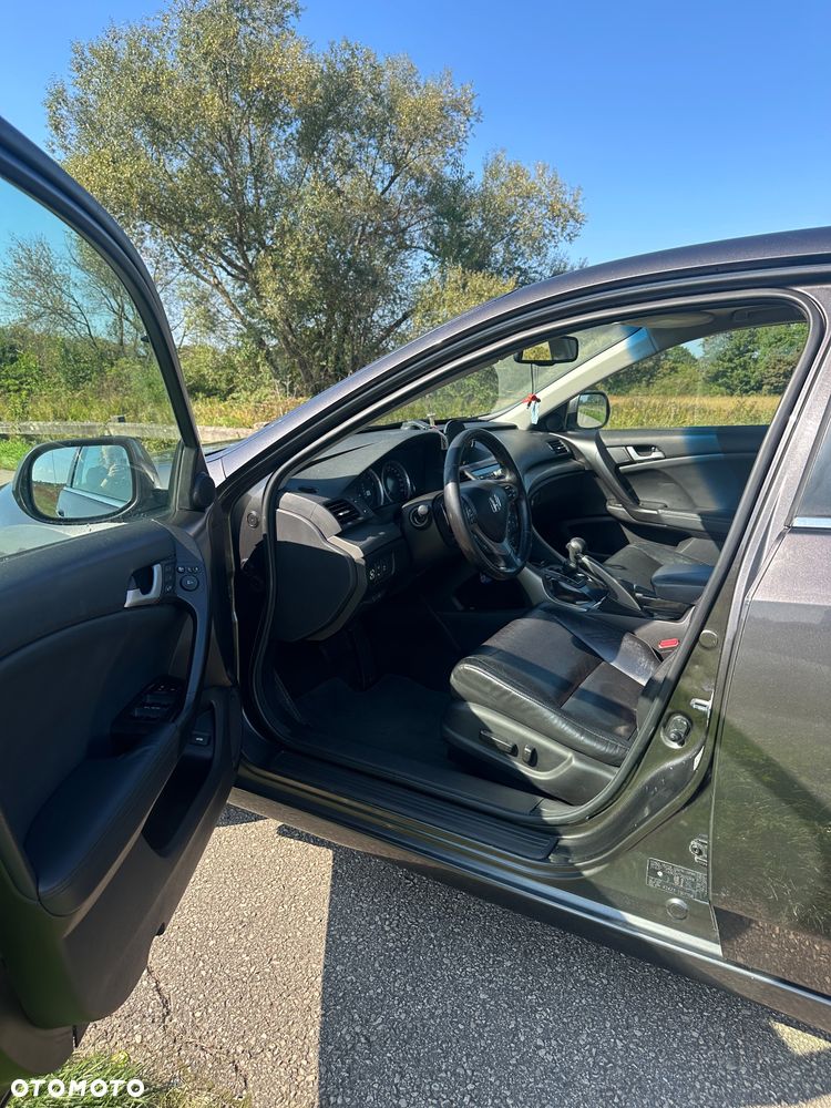 Honda Accord 2.4 Executive Nav - 10