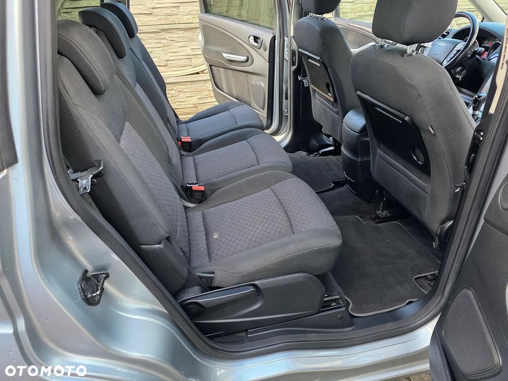 Ford Galaxy 2.0 TDCi Trend - 13