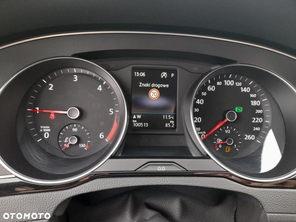 Volkswagen Passat - 20