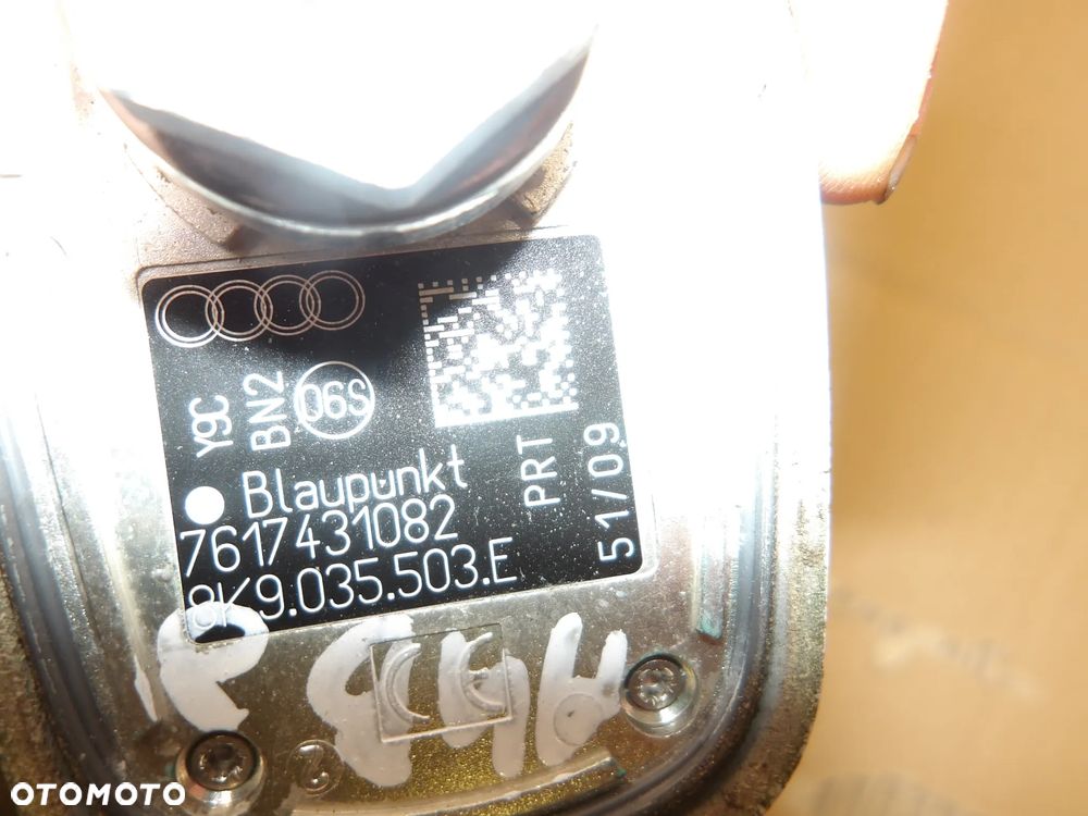 AUDI A4 B8 KOMBI 08-12 3.0TDI ANTENA DACHOWA 8K9035503E - 5