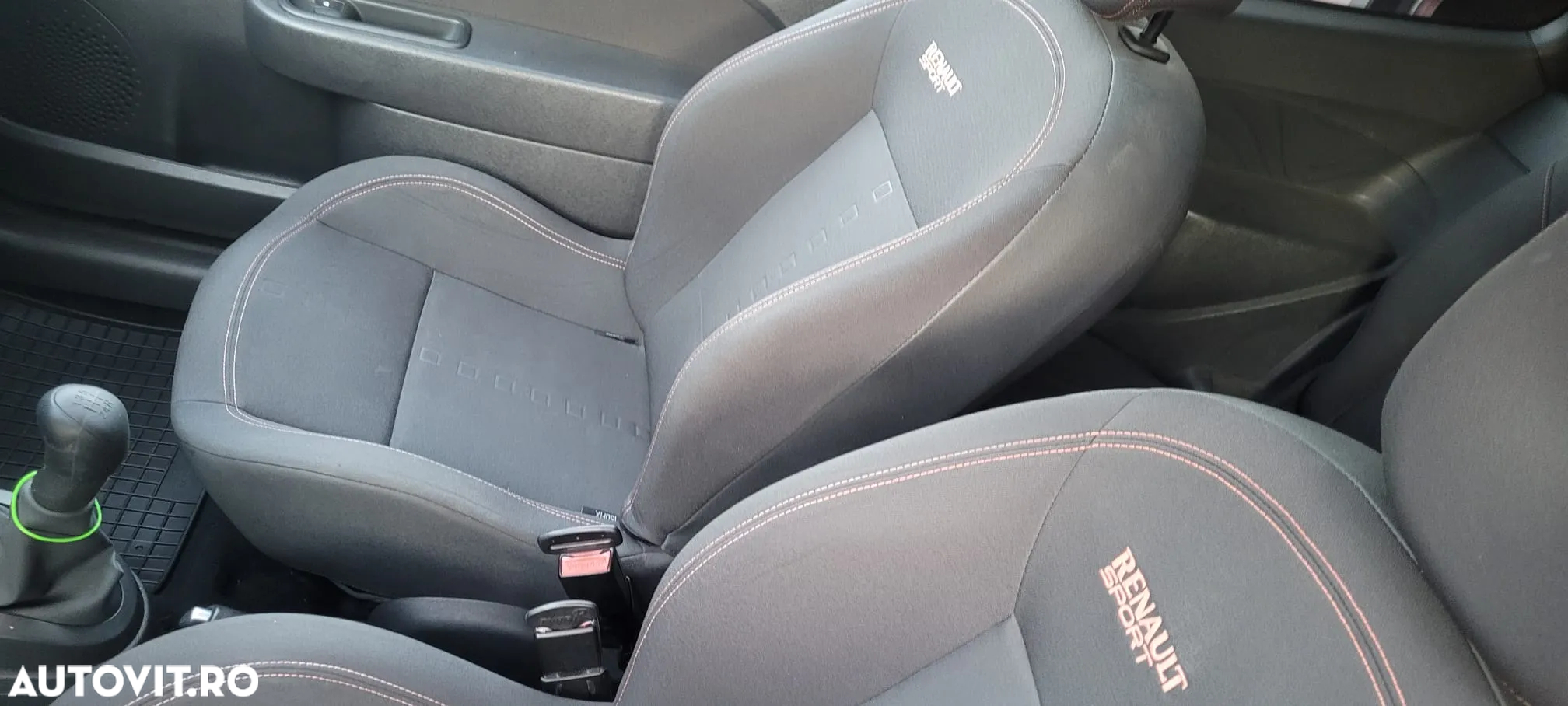 Renault Twingo RS 1.6 - 10