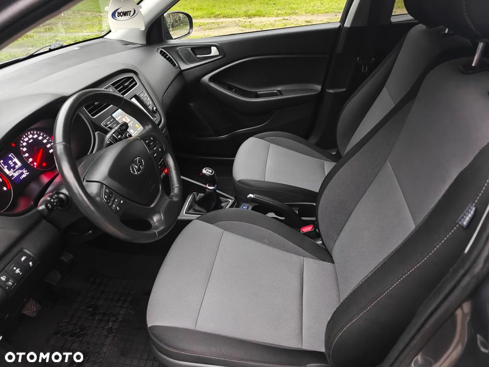 Hyundai i20 1.2 Comfort - 10