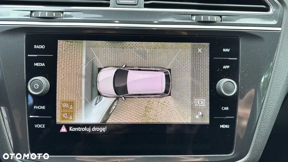 Volkswagen Tiguan Allspace - 15