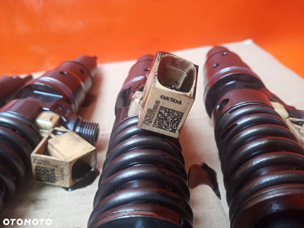 VOLVO FH5 POMPOWTRYSKI WTRYSKI D13K EURO 6 COMMON RAIL I SAVE - 2