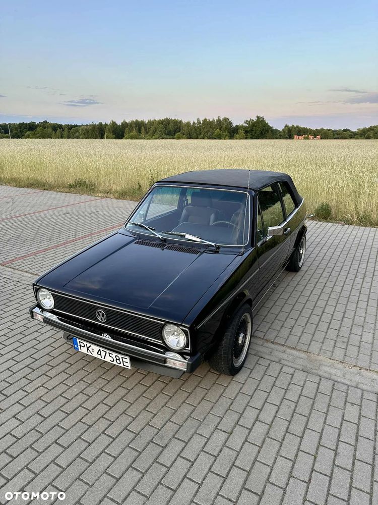 Volkswagen Golf 1.8 GL - 27