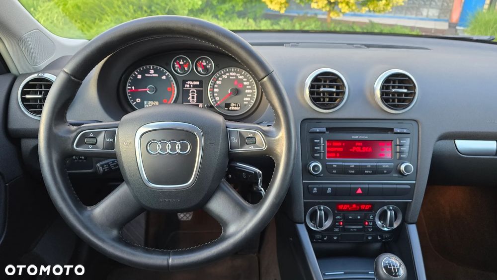 Audi A3 Sportback - 14