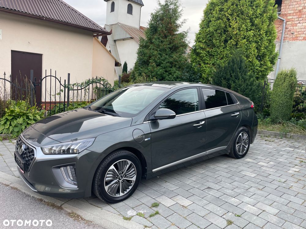 Hyundai IONIQ plug-in hybrid Premium - 8