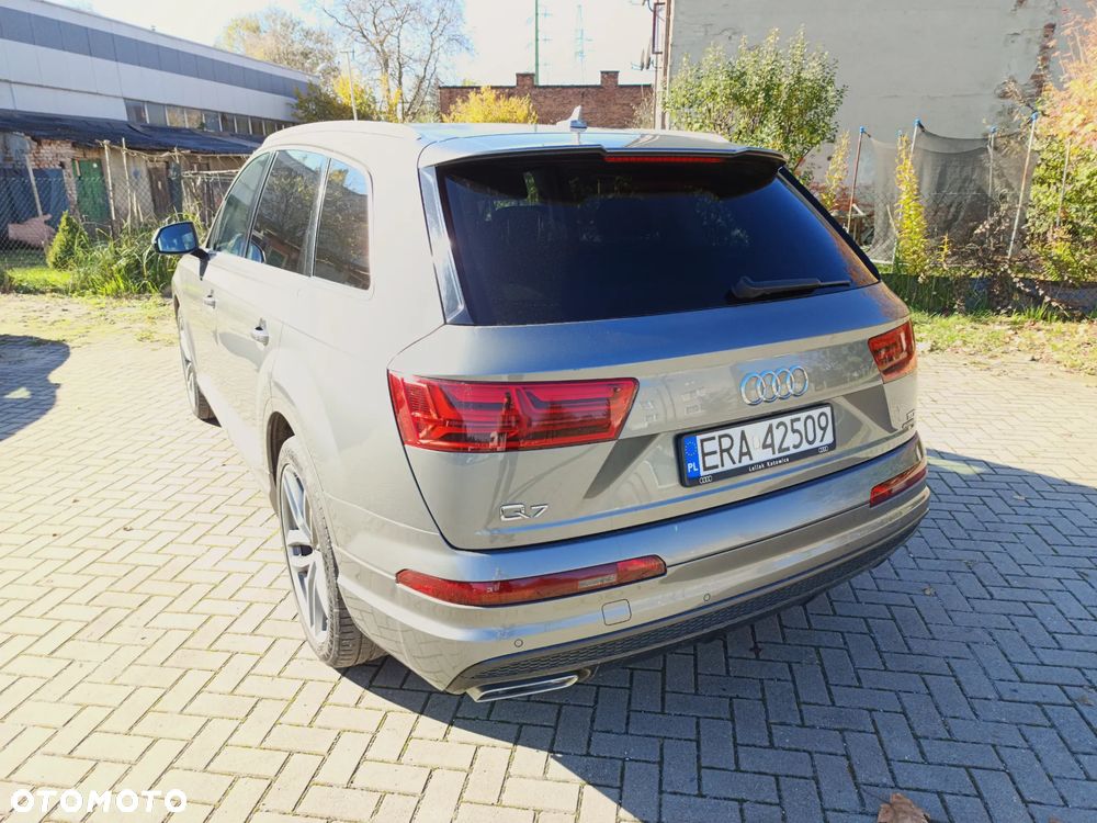 Audi Q7 3.0 TDI ultra Quattro Tiptronic - 3