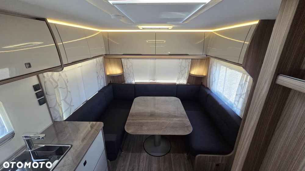 Fendt 650 SFD TENDENZA Klasa Premium! Łóżko królewskie! Kabina prysznicowa! Dostępna od ręki! - 4