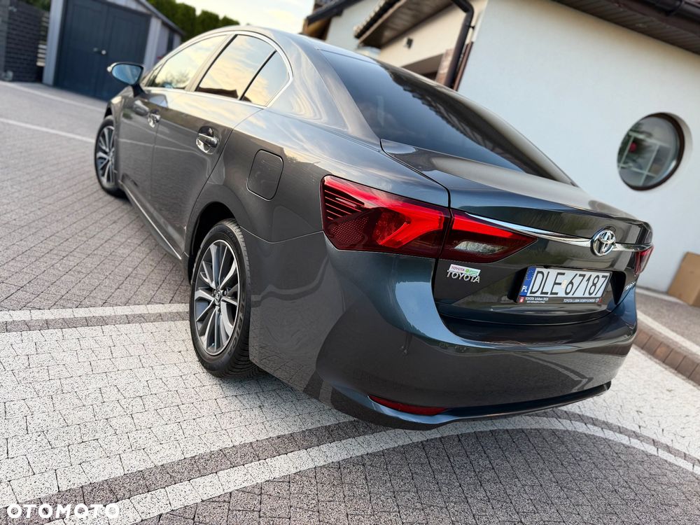 Toyota Avensis 2.0 Prestige MS - 6