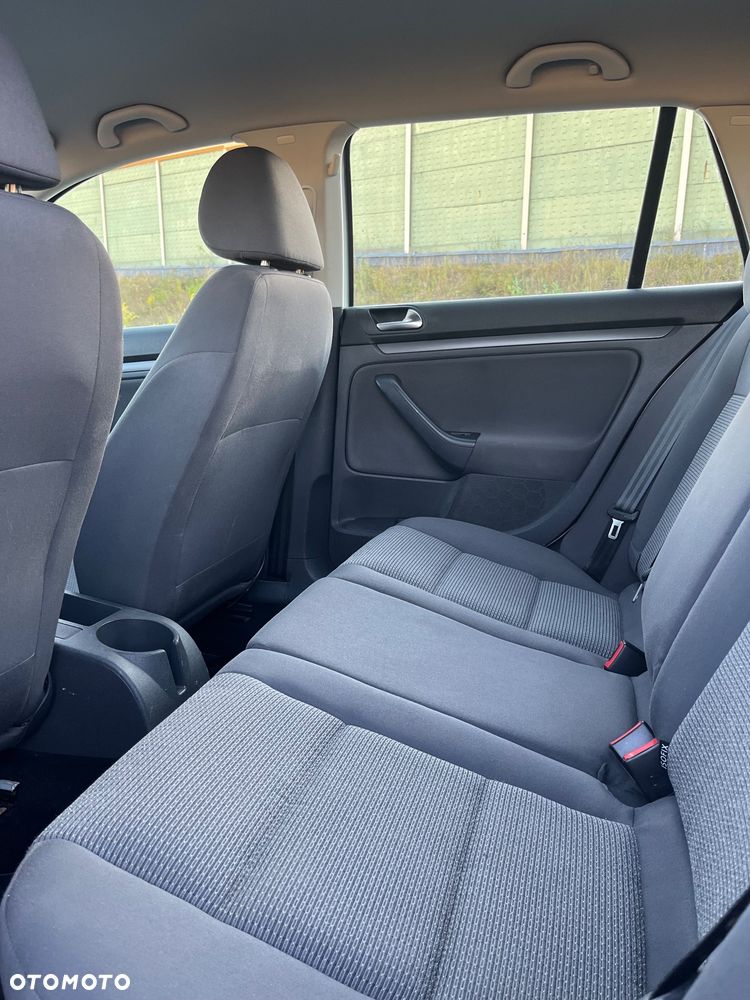 Volkswagen Golf 1.6 Comfortline - 18