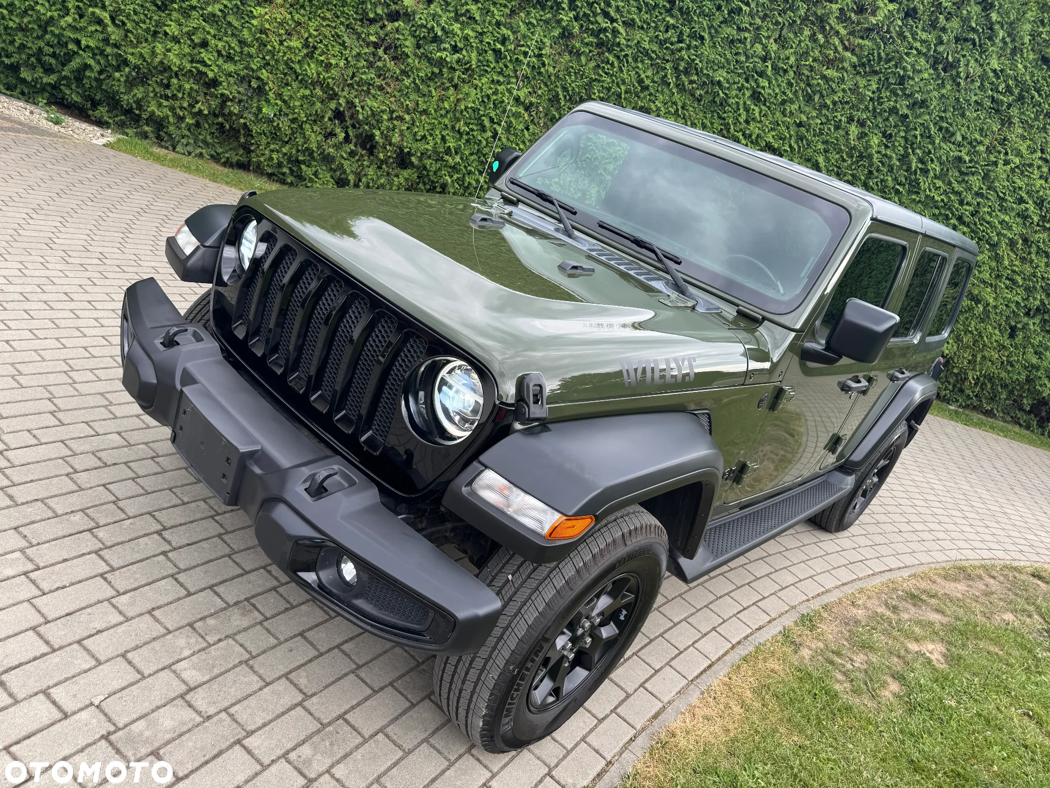 Jeep Wrangler - 30