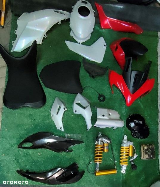 DUCATI MULTISTRADA 1200 Czasza Owiewka Dziub Wlot Carbon siedzenie - 17